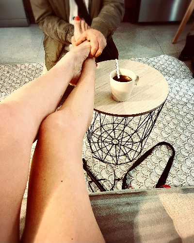 Détails de pieds et accessoires